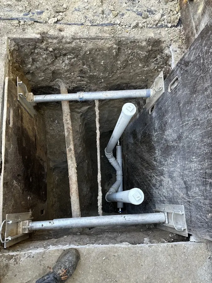 Experienced plumber completing Gas Line Repair work in South Plainfield
